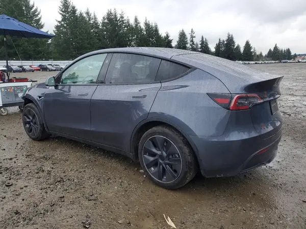 7SAYGDED8PF976818 2023 TESLA MODEL Y - Image 2