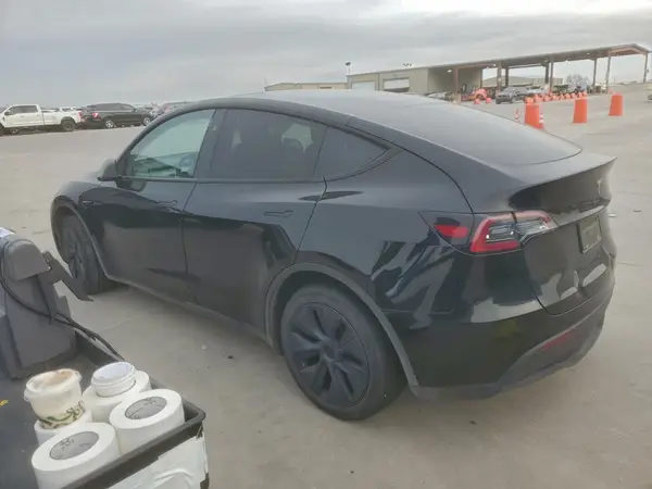 7SAYGDED8RA293792 2024 TESLA MODEL Y - Image 2