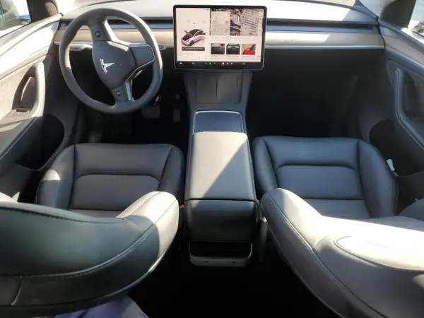 7SAYGDED8RA307271 2024 TESLA MODEL Y - Image 8
