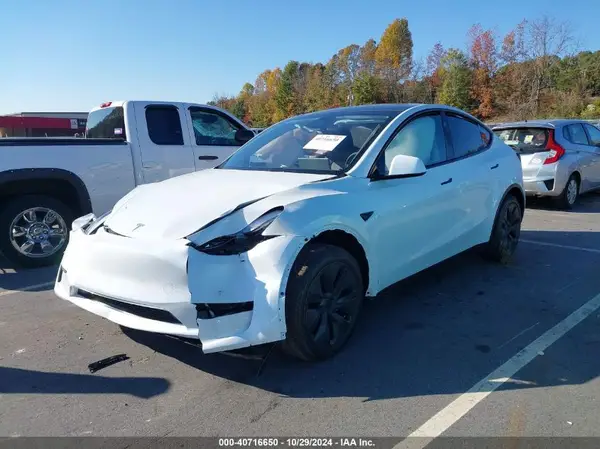7SAYGDED8RA331778 2024 TESLA MODEL Y - Image 2