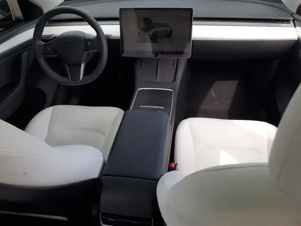 7SAYGDED8RA334860 2024 TESLA MODEL Y - Image 8