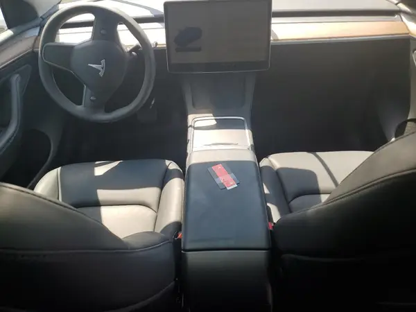 7SAYGDED8RF002498 2024 TESLA MODEL Y - Image 8