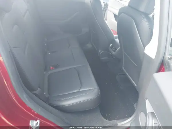 7SAYGDED8RF019494 2024 TESLA MODEL Y - Image 8