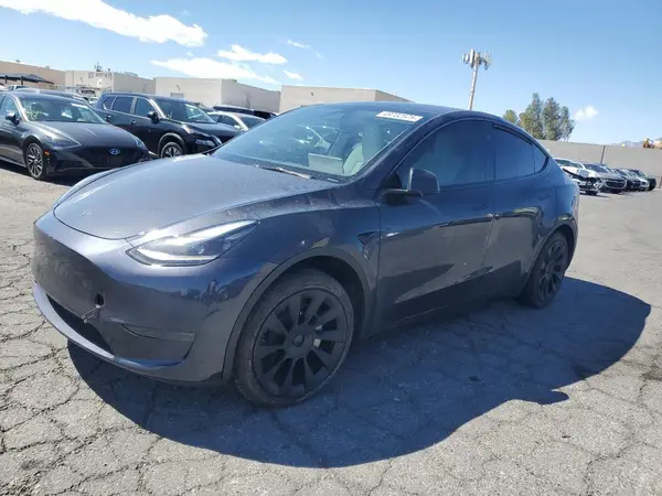7SAYGDED8RF023965 2024 TESLA MODEL Y - Image 1