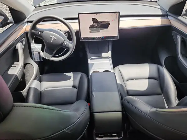 7SAYGDED8RF040829 2024 TESLA MODEL Y - Image 8
