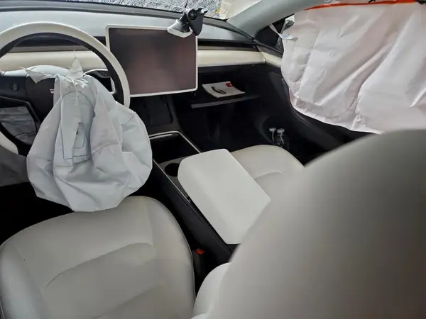 7SAYGDED8RF046825 2024 TESLA MODEL Y - Image 8