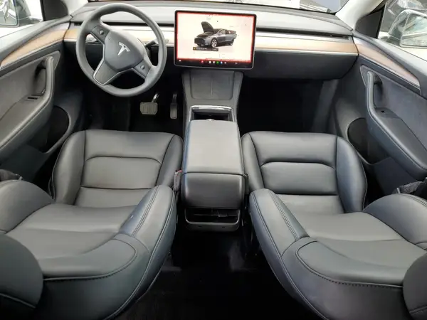 7SAYGDED8RF055511 2024 TESLA MODEL Y - Image 8