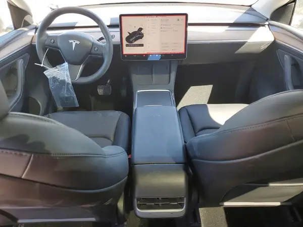7SAYGDED8RF055718 2024 TESLA MODEL Y - Image 8