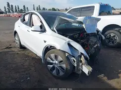 7SAYGDED8RF082398 2024 TESLA MODEL Y