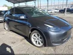7SAYGDED8RF083339 2024 TESLA MODEL Y