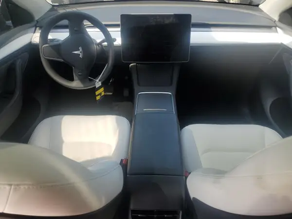 7SAYGDED8RF088976 2024 TESLA MODEL Y - Image 8