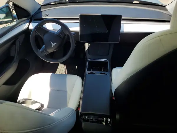 7SAYGDED8RF093126 2024 TESLA MODEL Y - Image 8