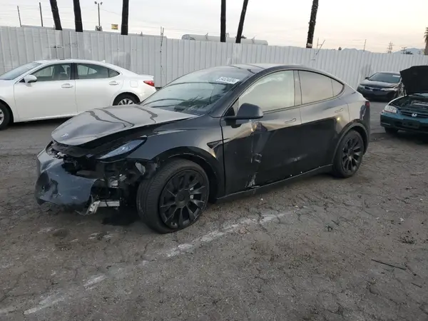 7SAYGDED8RF094440 2024 TESLA MODEL Y - Image 1