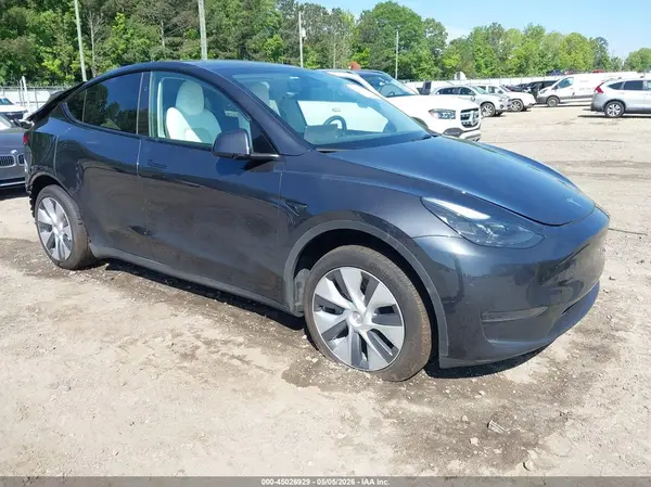 7SAYGDED8RF094647 2024 TESLA MODEL Y - Image 1