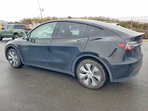 7SAYGDED8RF095636 2024 TESLA MODEL Y - Image 2