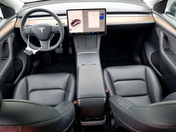 7SAYGDED8RF095636 2024 TESLA MODEL Y - Image 8