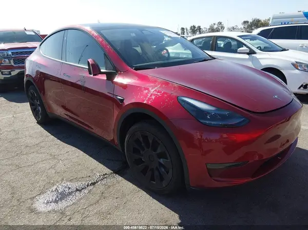 7SAYGDED8RF100897 2024 TESLA MODEL Y - Image 1
