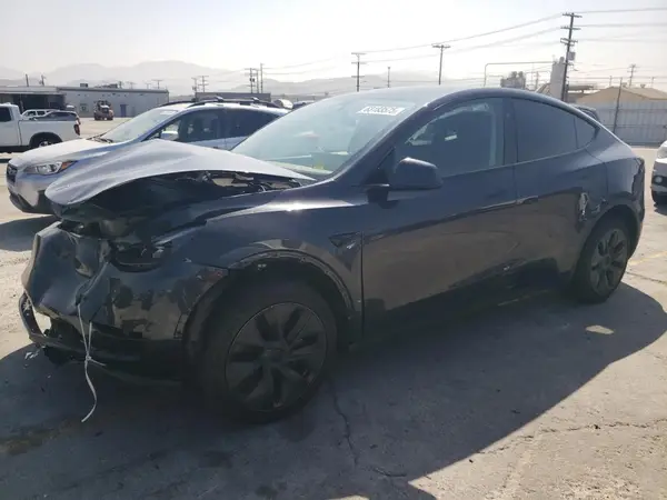 7SAYGDED8RF106232 2024 TESLA MODEL Y - Image 1