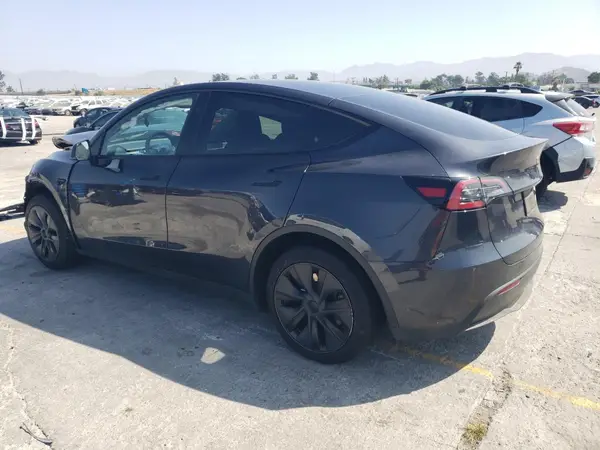 7SAYGDED8RF106232 2024 TESLA MODEL Y - Image 2
