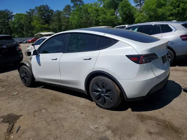 7SAYGDED8RF112970 2024 TESLA MODEL Y - Image 2