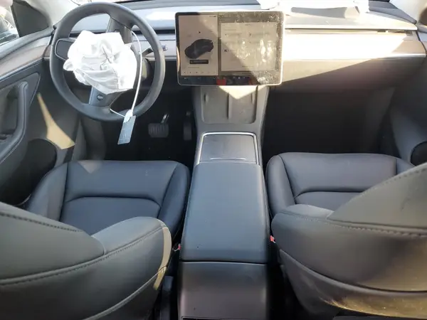 7SAYGDED8RF113441 2024 TESLA MODEL Y - Image 8