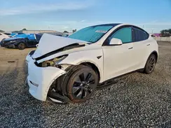 7SAYGDED8RF117778 2024 TESLA MODEL Y
