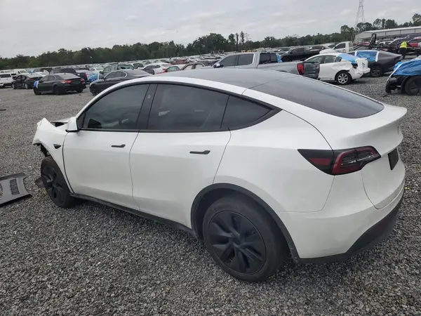 7SAYGDED8RF123807 2024 TESLA MODEL Y - Image 2