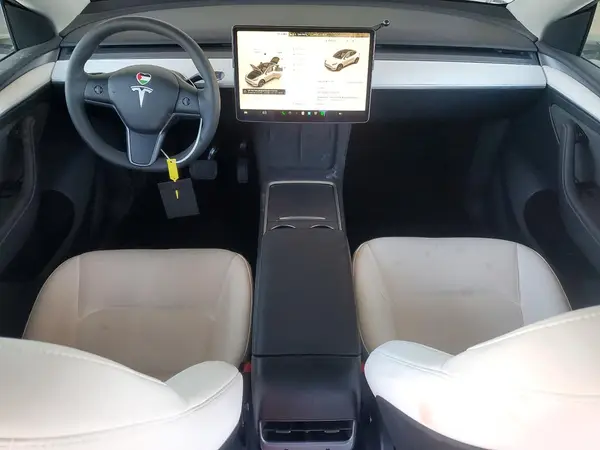 7SAYGDED8RF126531 2024 TESLA MODEL Y - Image 8