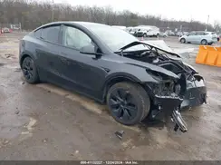 7SAYGDED8RF128473 2024 TESLA MODEL Y