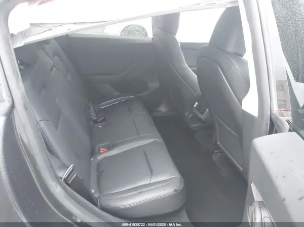 7SAYGDED8RF131647 2024 TESLA MODEL Y - Image 8