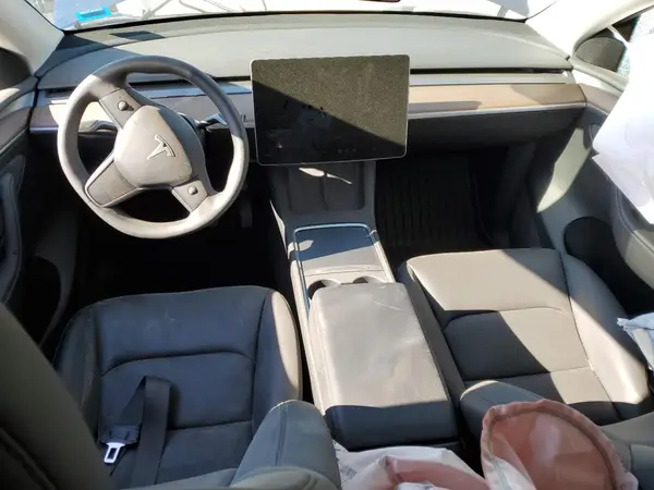 7SAYGDED8RF132720 2024 TESLA MODEL Y - Image 8
