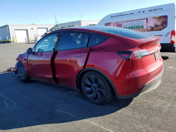 7SAYGDED8RF149713 2024 TESLA MODEL Y - Image 2