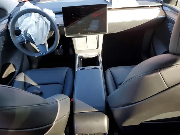 7SAYGDED8RF149713 2024 TESLA MODEL Y - Image 8