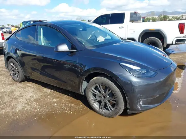 7SAYGDED8RF151994 2024 TESLA MODEL Y - Image 1