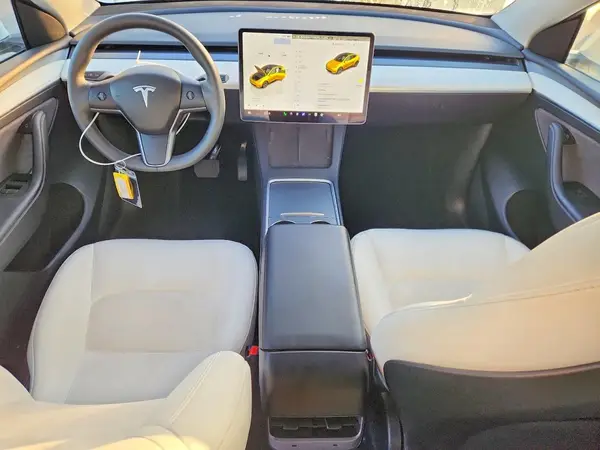7SAYGDED8RF154488 2024 TESLA MODEL Y - Image 8