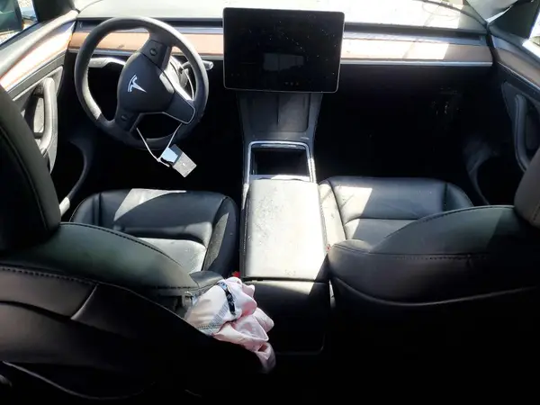 7SAYGDED8RF156175 2024 TESLA MODEL Y - Image 8