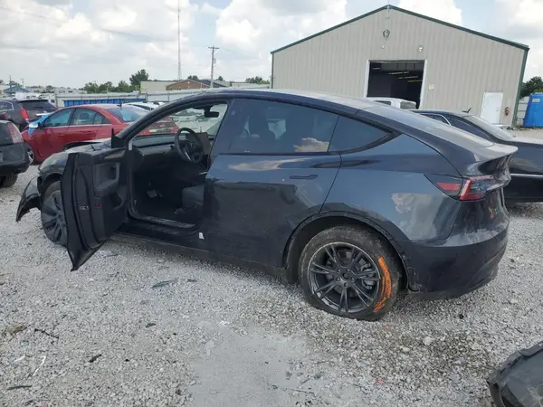 7SAYGDED8RF158606 2024 TESLA MODEL Y - Image 2