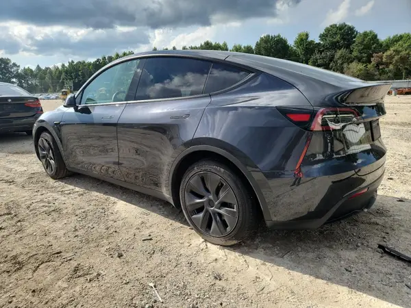 7SAYGDED8RF166348 2024 TESLA MODEL Y - Image 2
