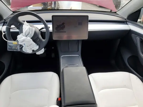 7SAYGDED8RF207917 2024 TESLA MODEL Y - Image 8