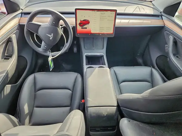 7SAYGDED8SA343175 2025 TESLA MODEL Y - Image 8