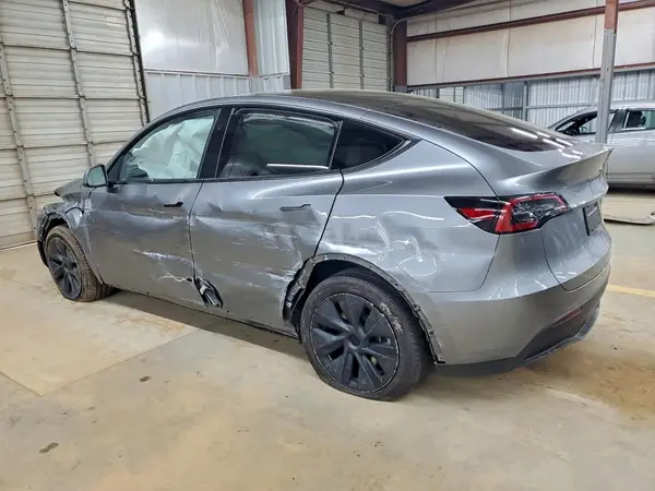 7SAYGDED8SA346819 2025 TESLA MODEL Y - Image 2