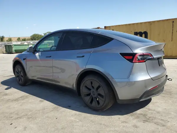 7SAYGDED8SA370845 2025 TESLA MODEL Y - Image 2