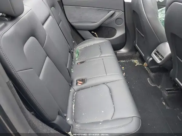 7SAYGDED8SA371901 2025 TESLA MODEL Y - Image 8