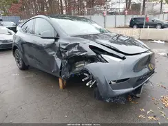 7SAYGDED8SA375060 2025 TESLA MODEL Y