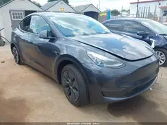 7SAYGDED8SA375687 2025 TESLA MODEL Y