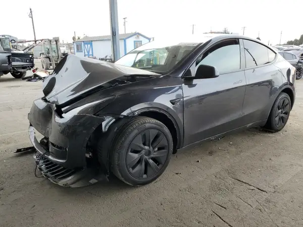 7SAYGDED8SF218700 2025 TESLA MODEL Y - Image 1