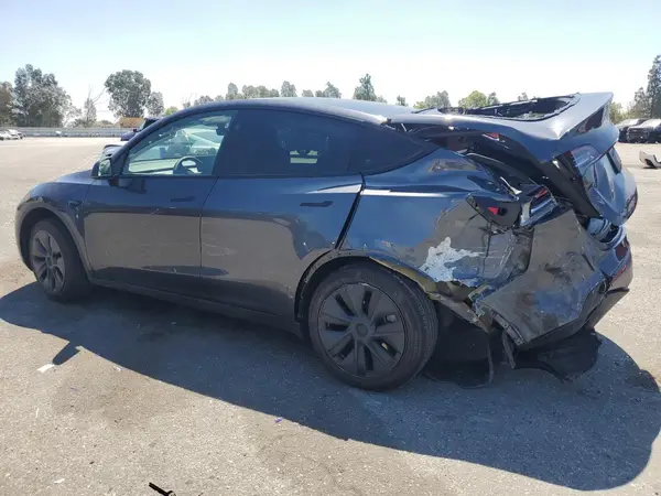 7SAYGDED8SF227106 2025 TESLA MODEL Y - Image 2