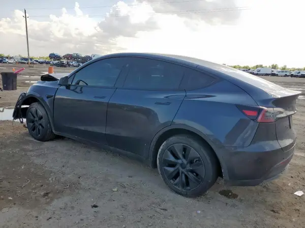 7SAYGDED8SF230698 2025 TESLA MODEL Y - Image 2