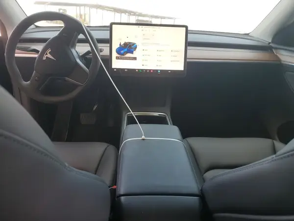 7SAYGDED8SF255228 2025 TESLA MODEL Y - Image 8