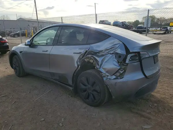 7SAYGDED8SF255309 2025 TESLA MODEL Y - Image 2